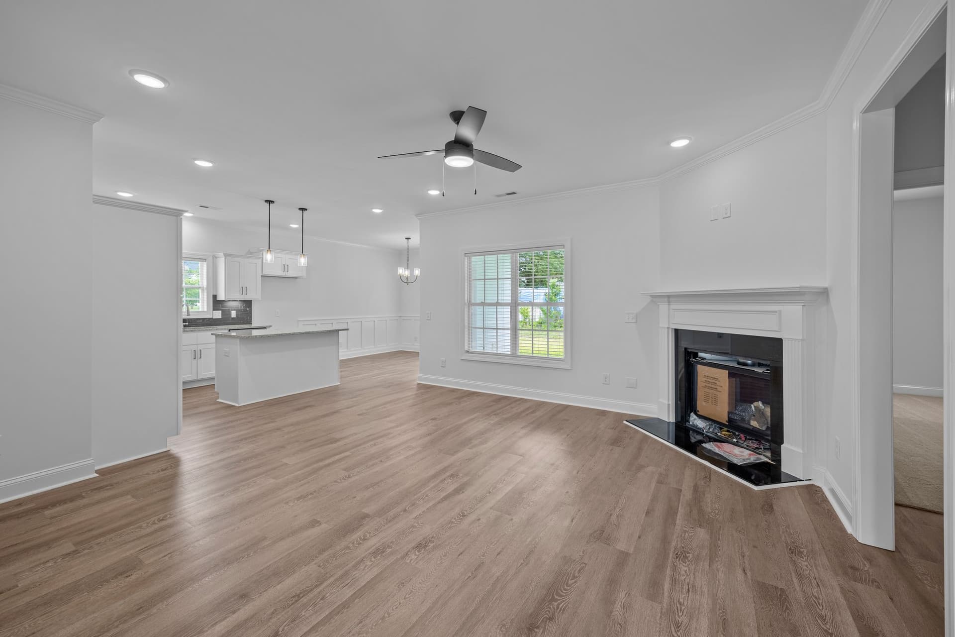 2354 Great Laurel Court photo 4