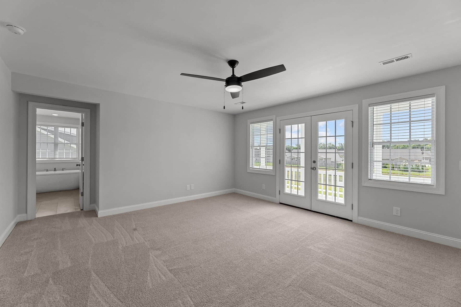 2360 Great Laurel Court photo 9