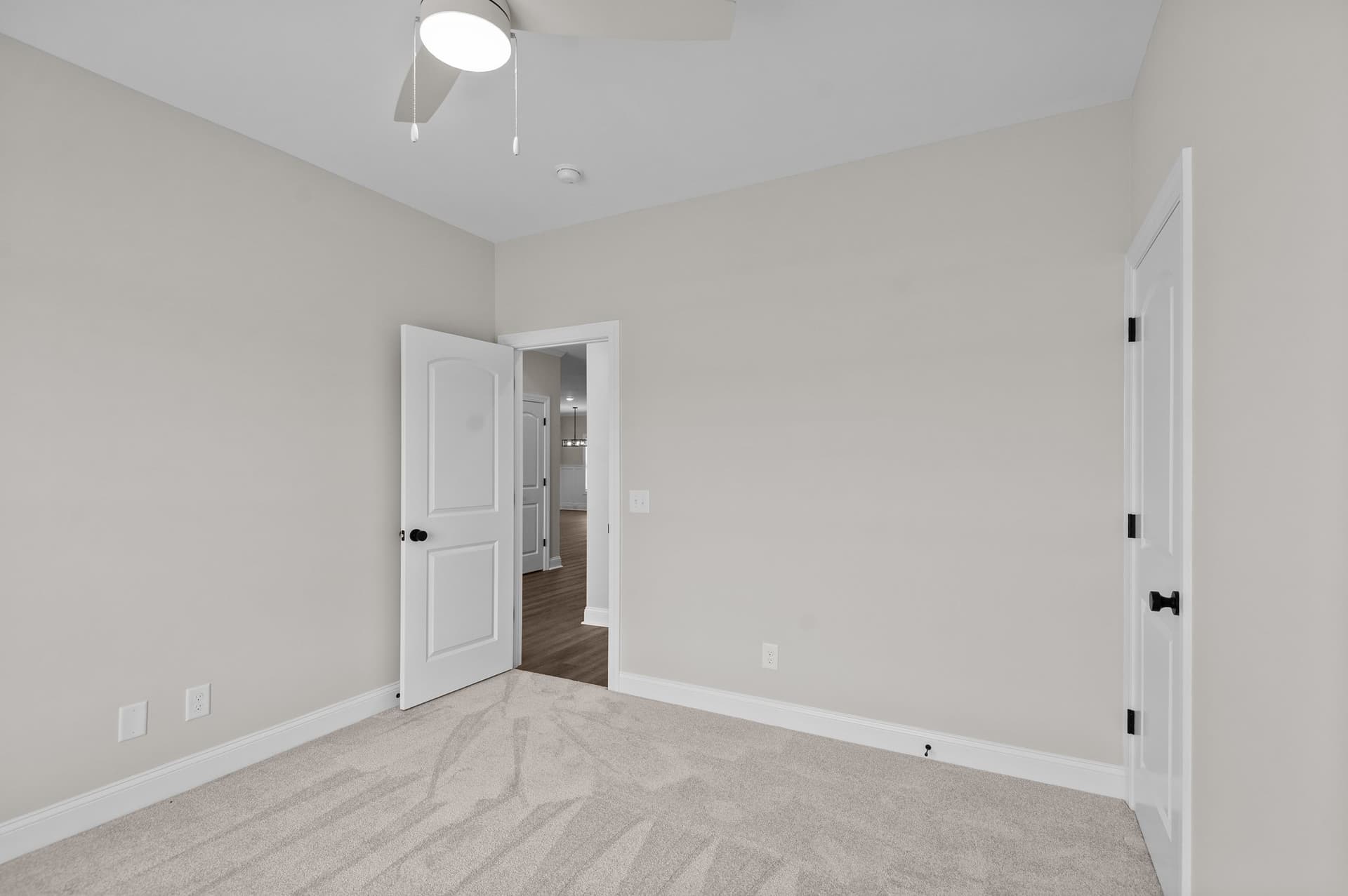 2366 Great Laurel Court photo 9