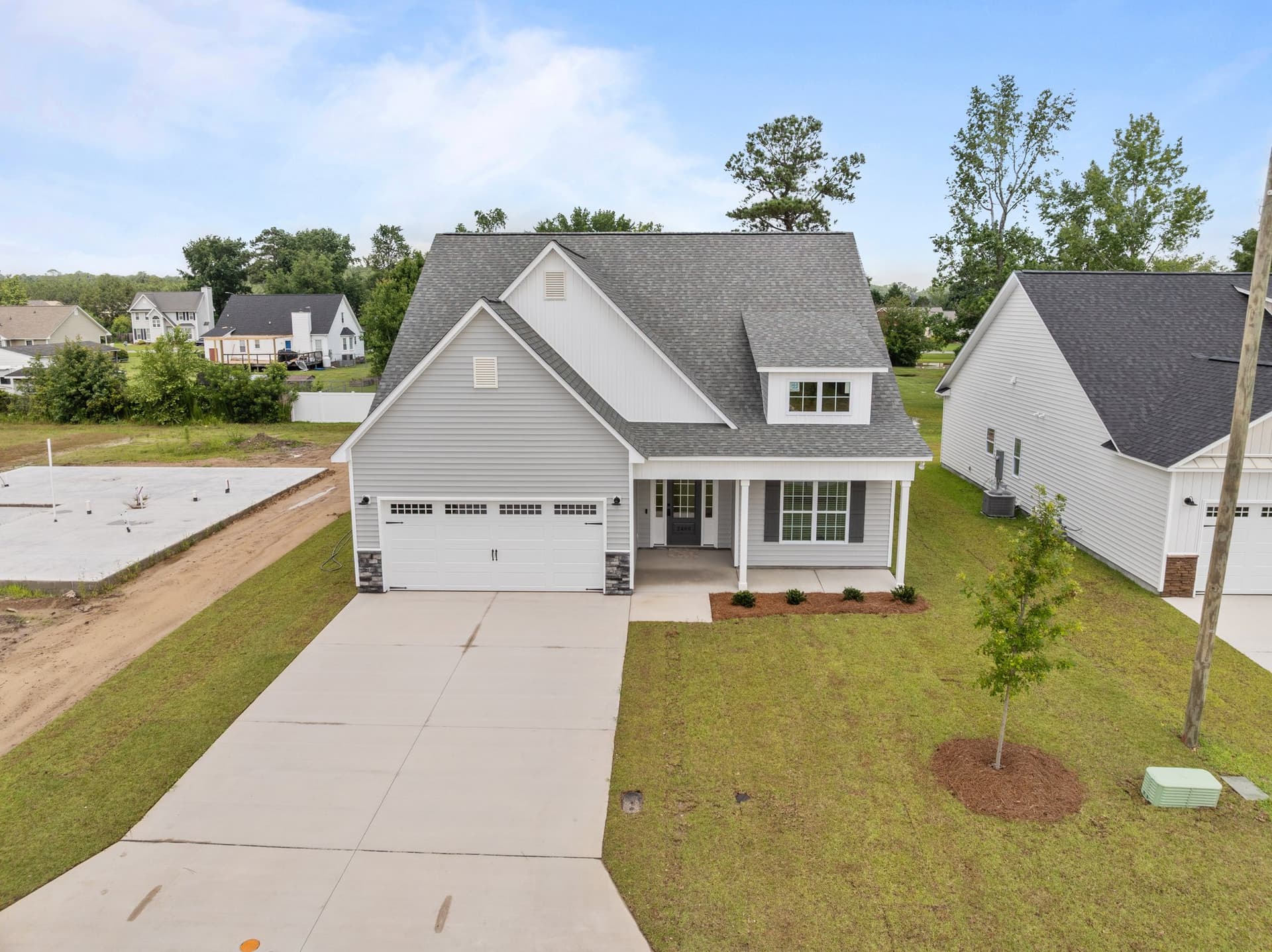 2400 Great Laurel Court photo 4