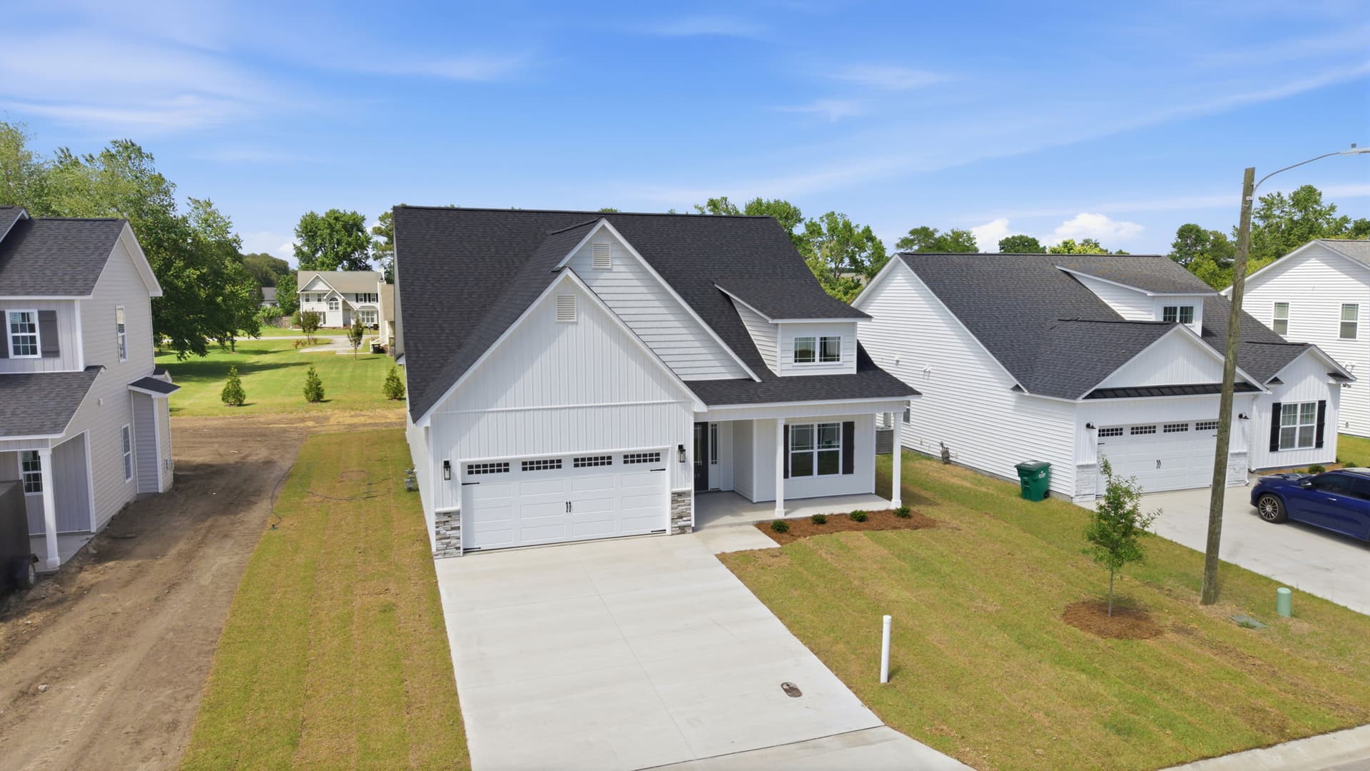 2410 Great Laurel Court photo 2