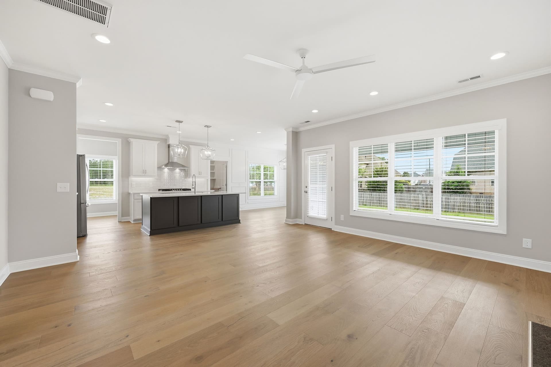 3704 Barrington Drive photo 6