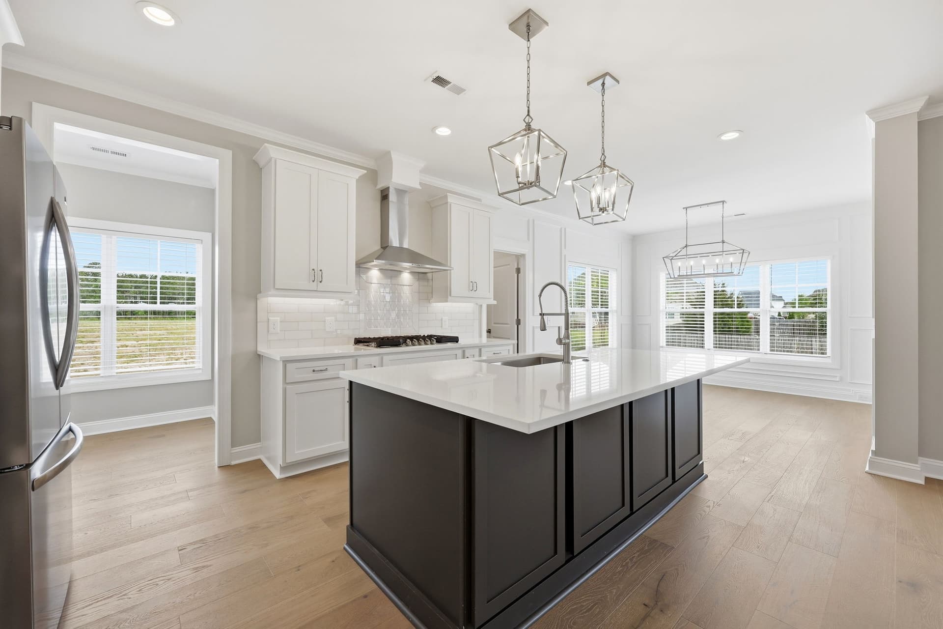 3704 Barrington Drive photo 10