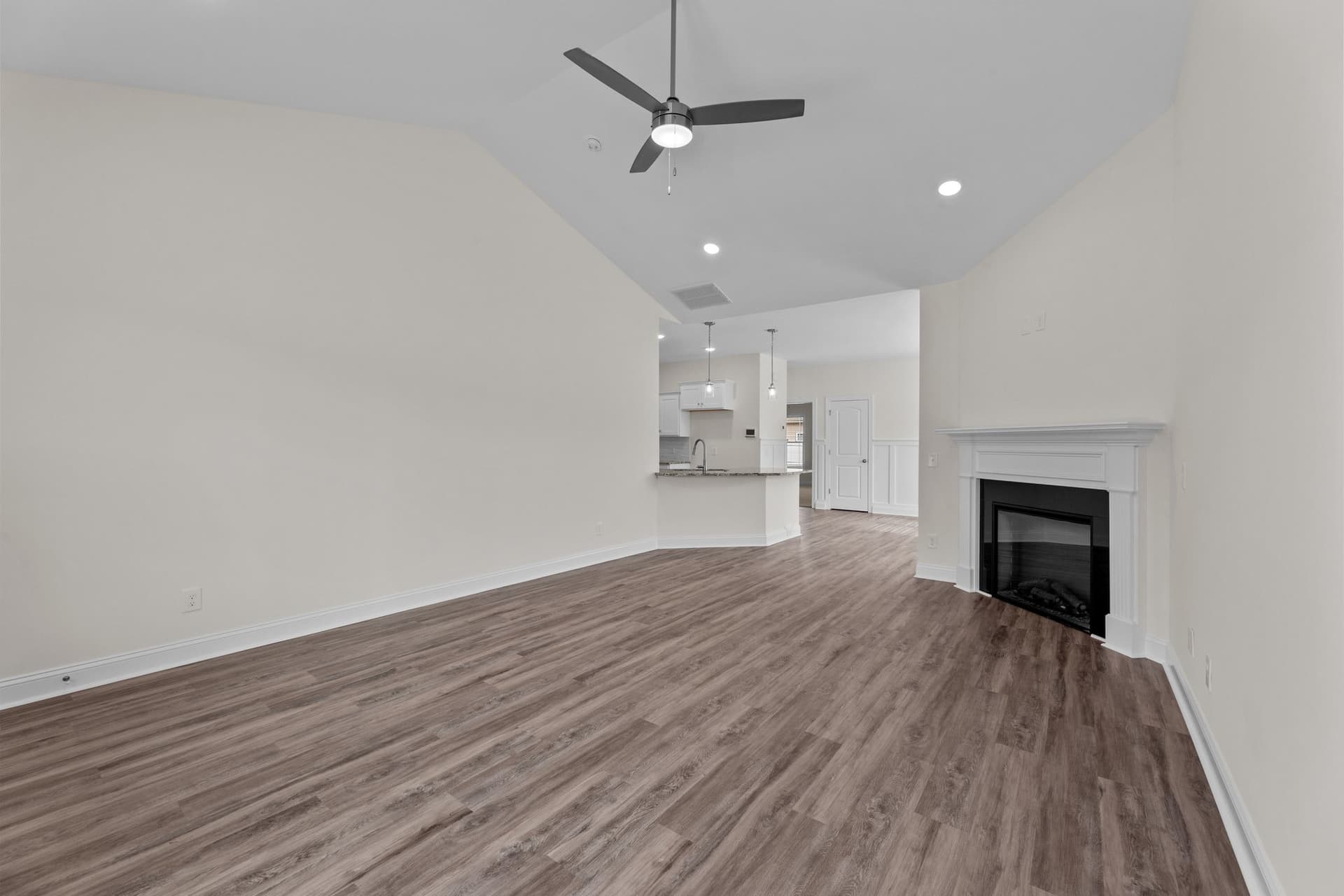 4504 Laurel Ridge Drive Unit B photo 9