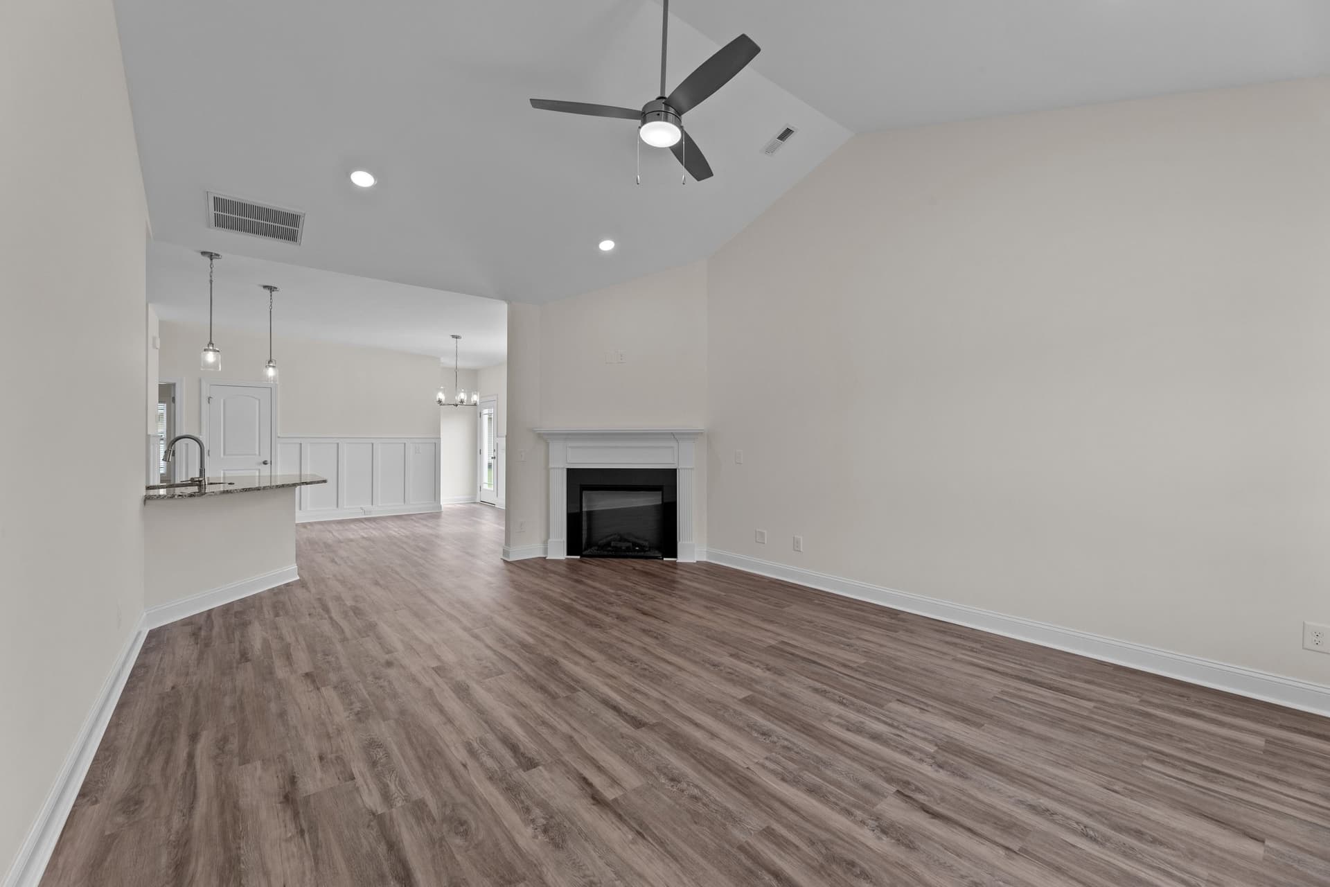 4504 Laurel Ridge Drive Unit B photo 8
