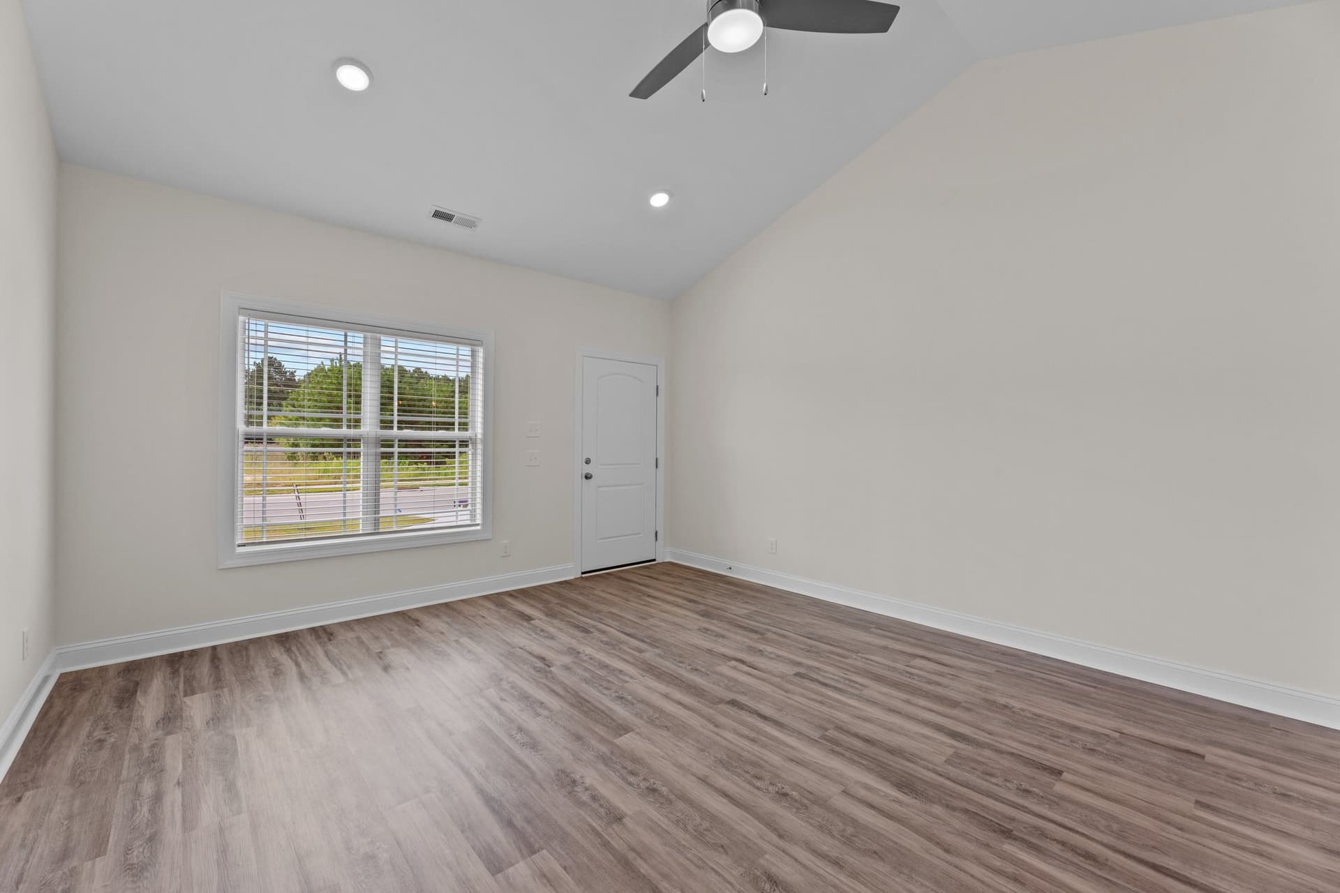 4504 Laurel Ridge Drive Unit B photo 10