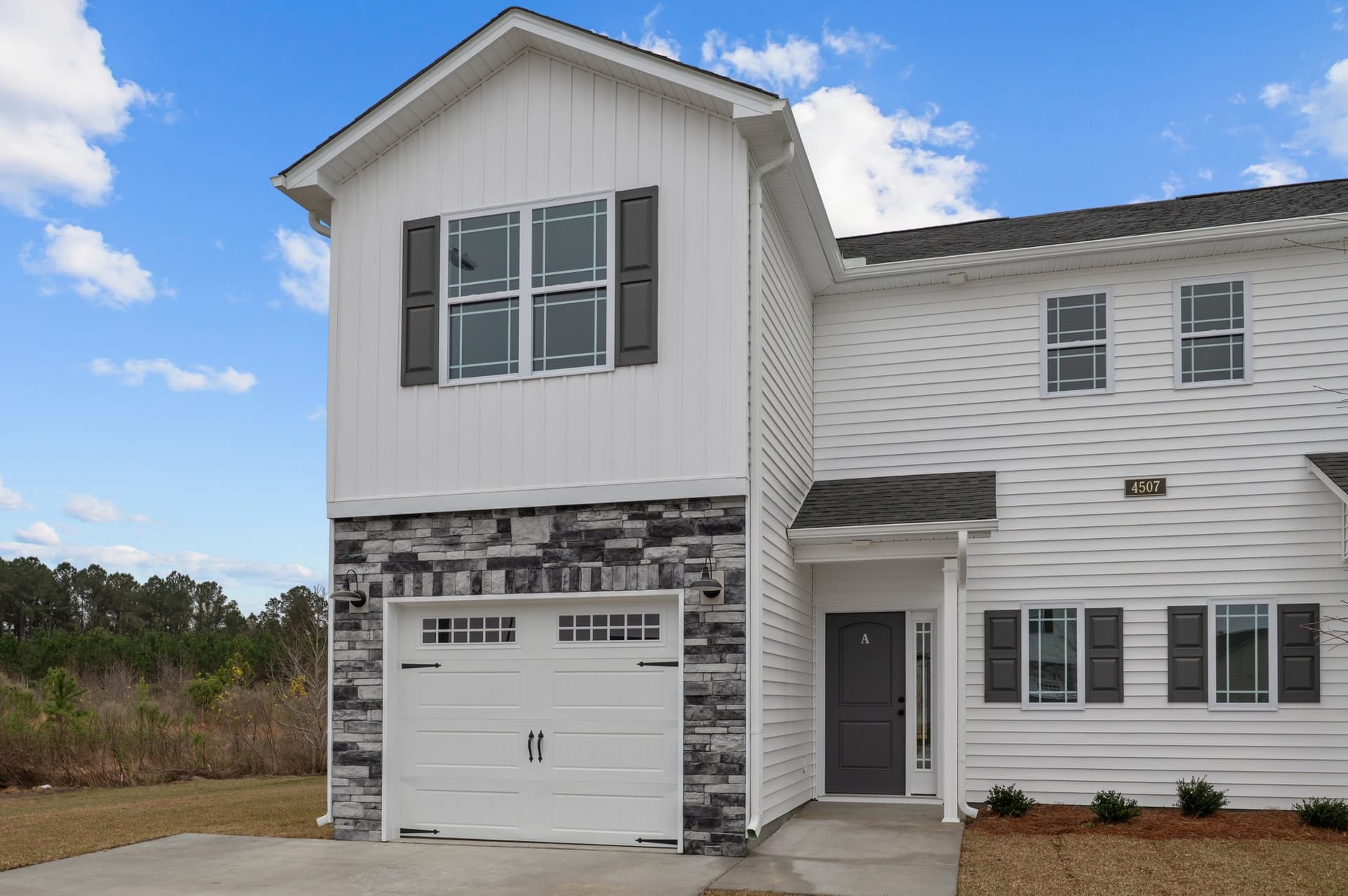 4507 A Laurel Ridge Drive photo 2