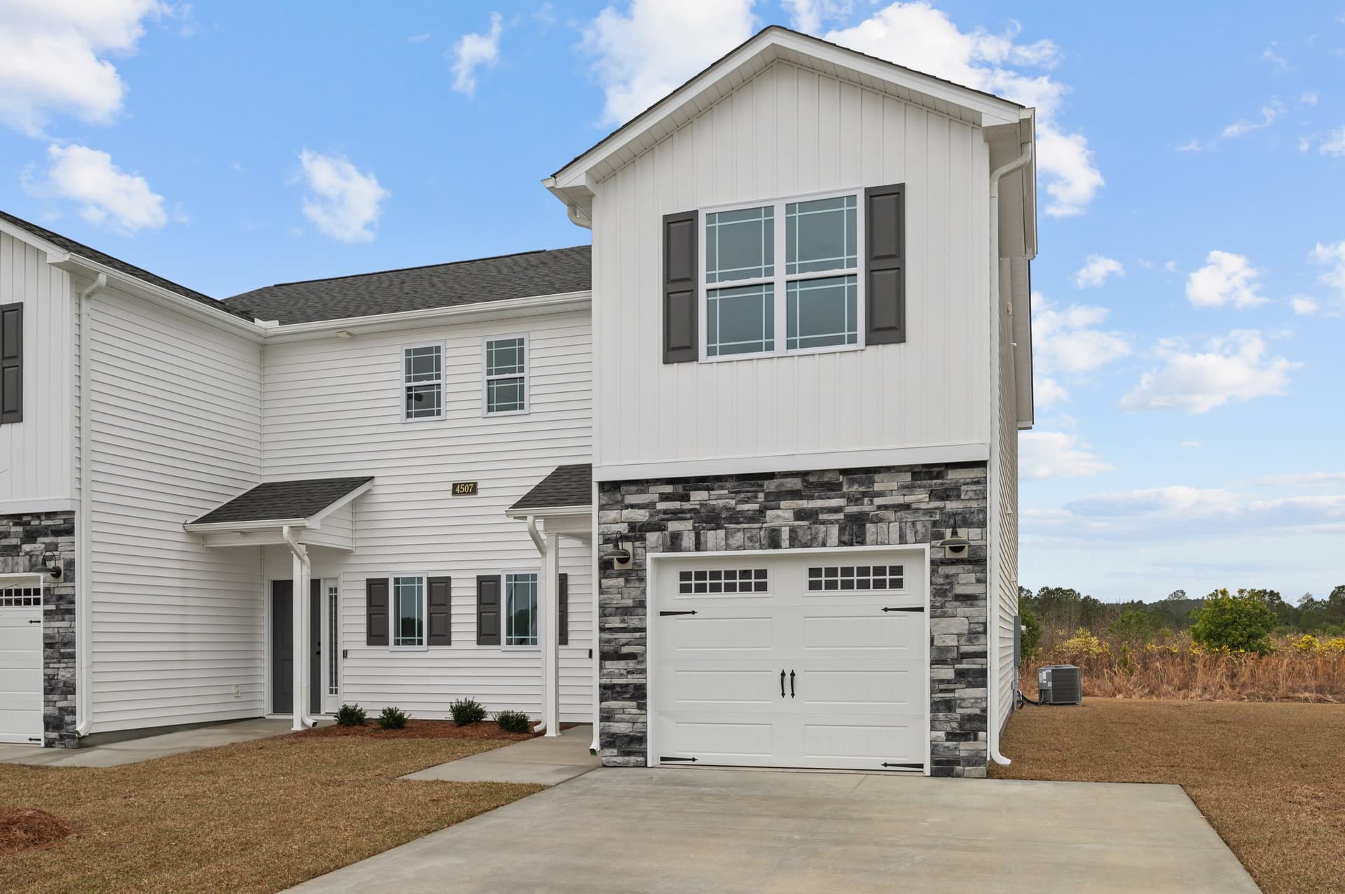 4507 B Laurel Ridge Drive photo 3
