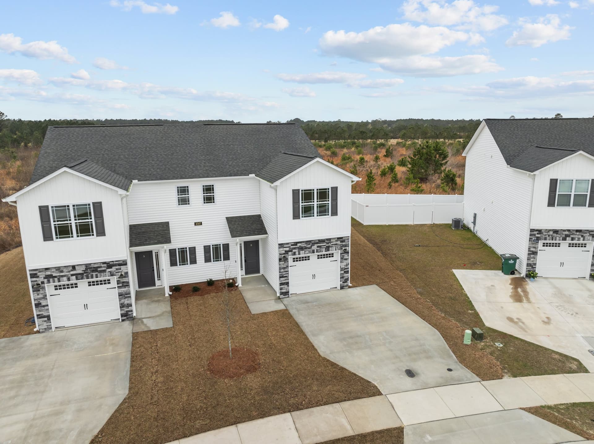 4507 B Laurel Ridge Drive photo 5