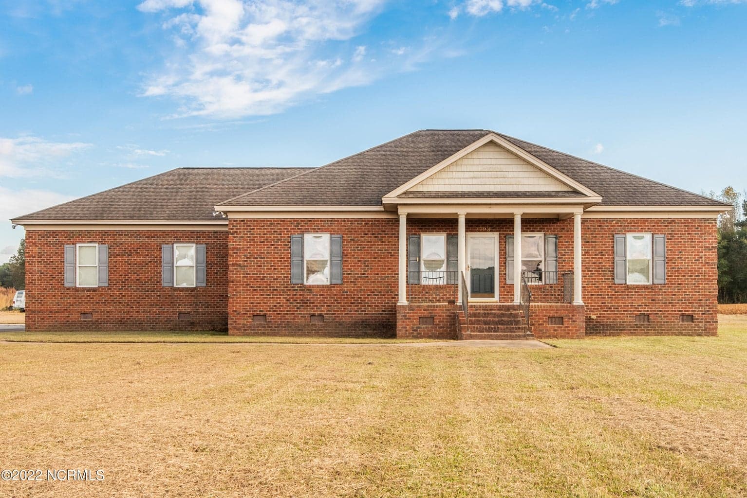 2793 Sis Mills Road exterior