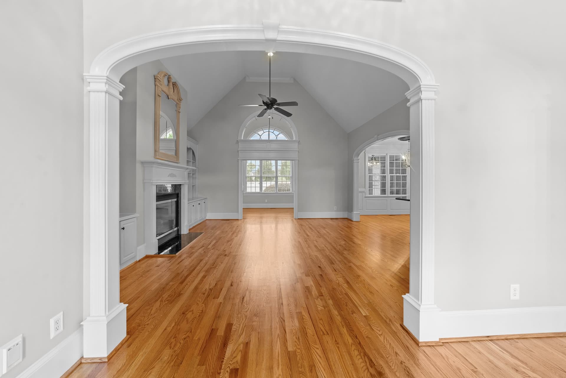 301 Slaney Loop interior 9