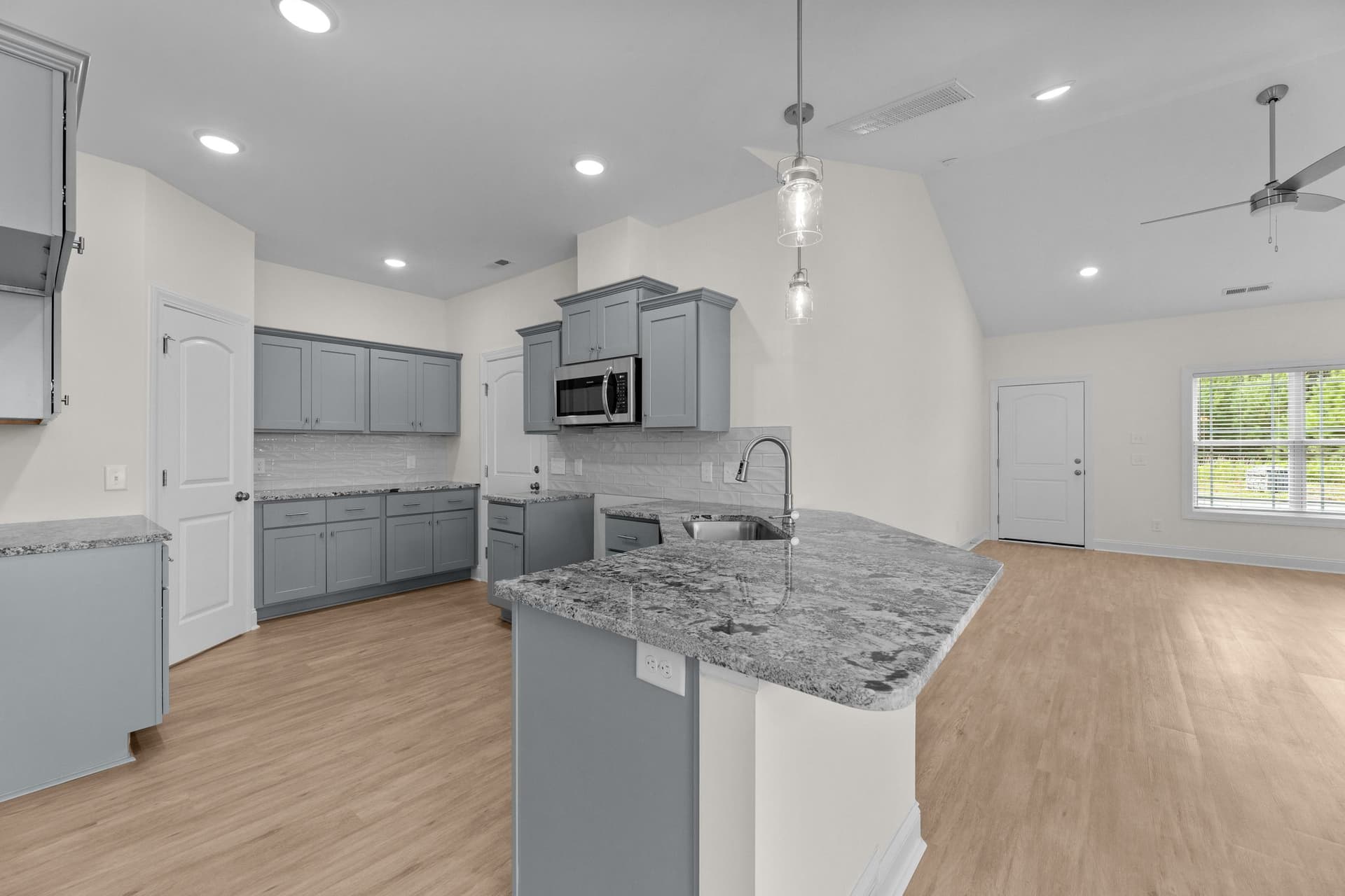 2604 A Nexus Drive interior 5