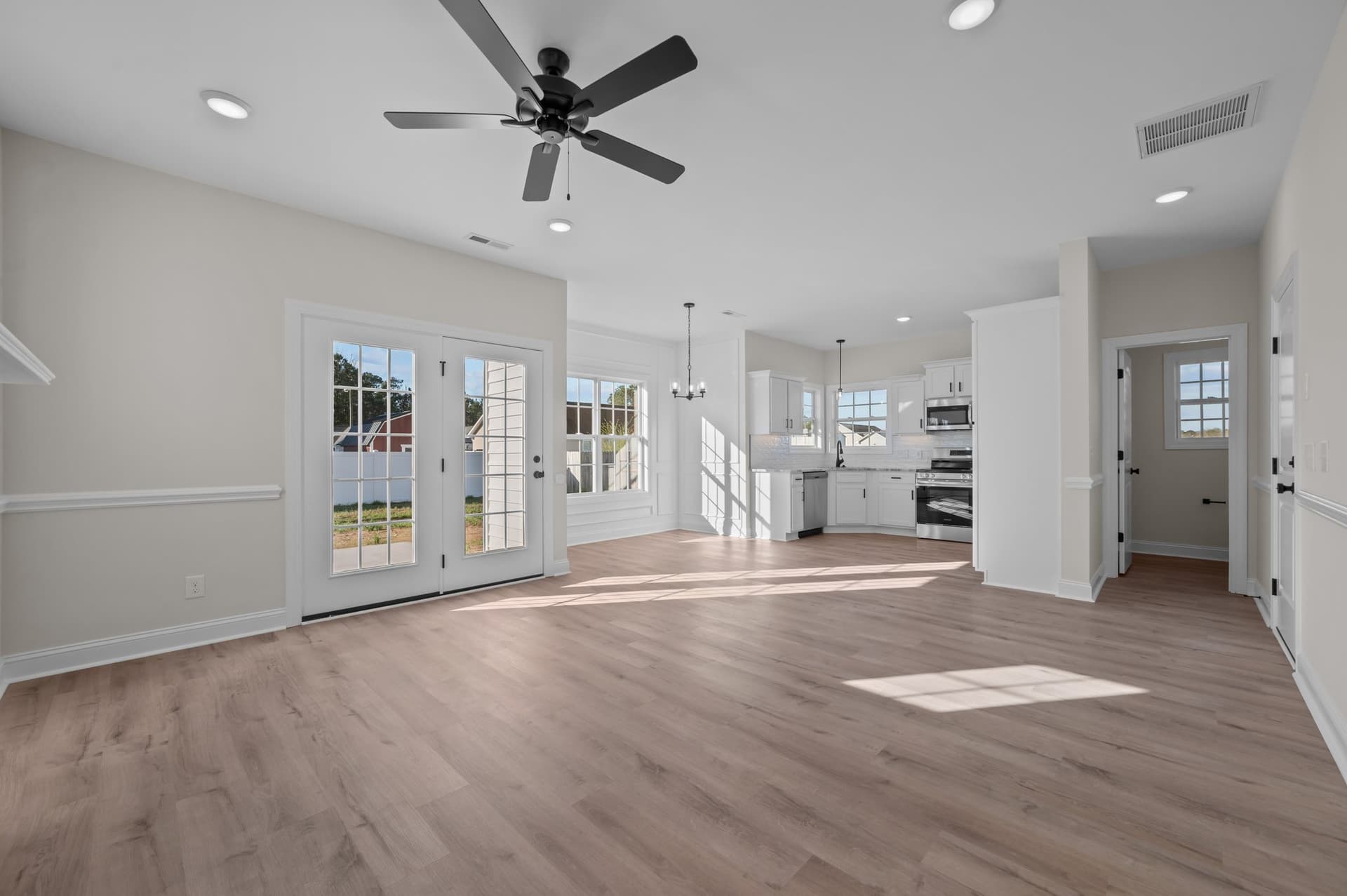 412 Pepperbush Court interior 7