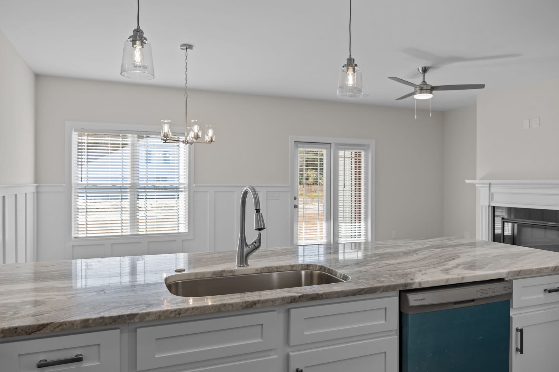 4301 A Laurel Ridge Drive interior 7