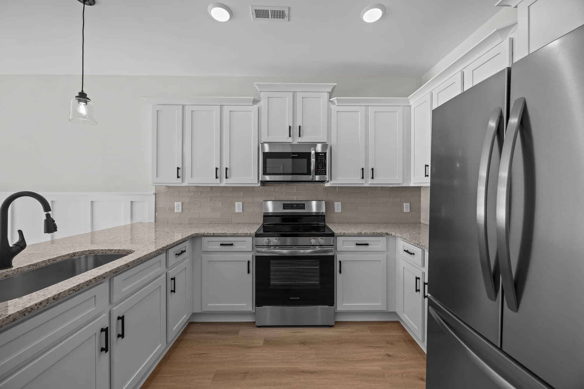 4301 B Laurel Ridge Drive interior 4