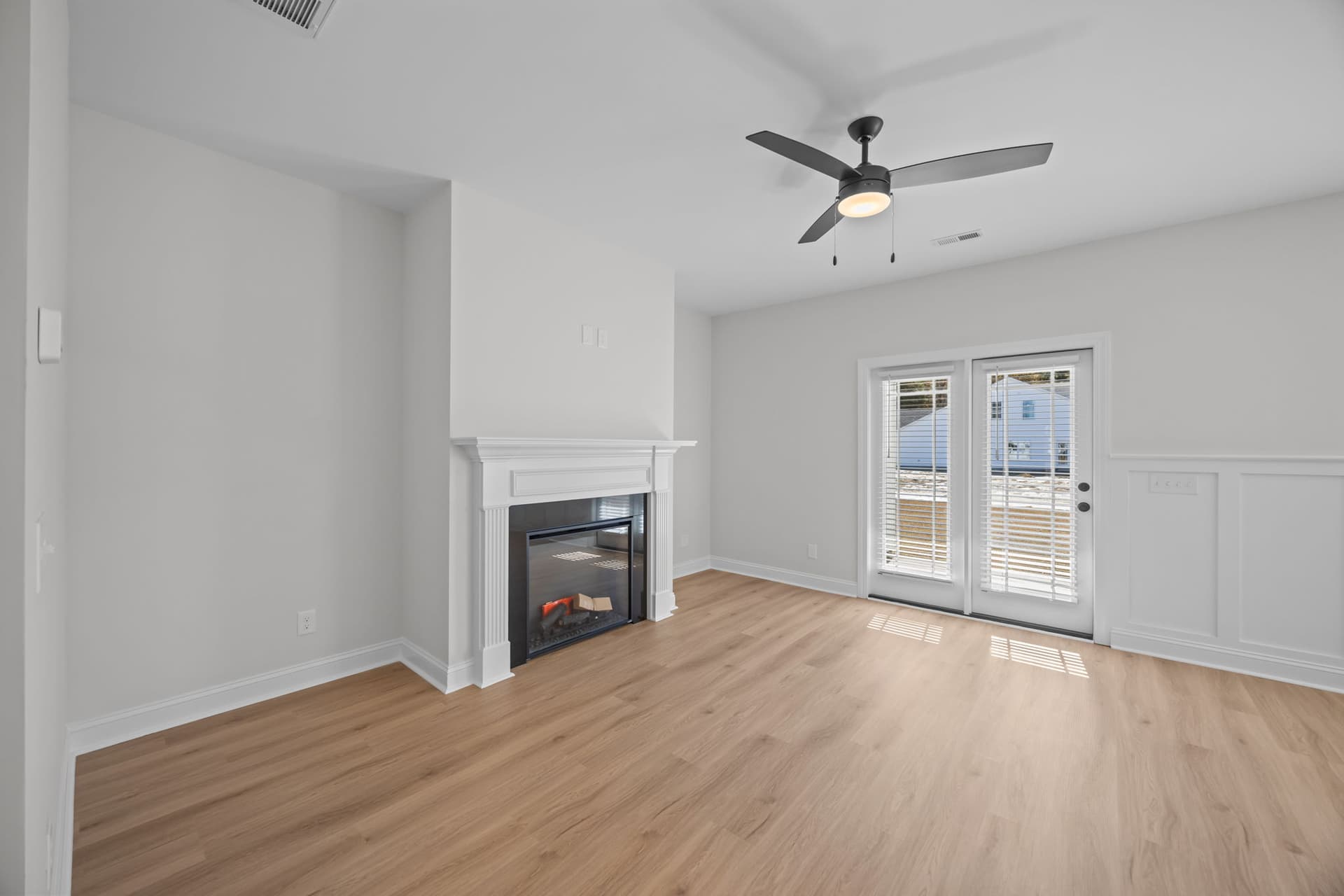 4301 B Laurel Ridge Drive interior 7