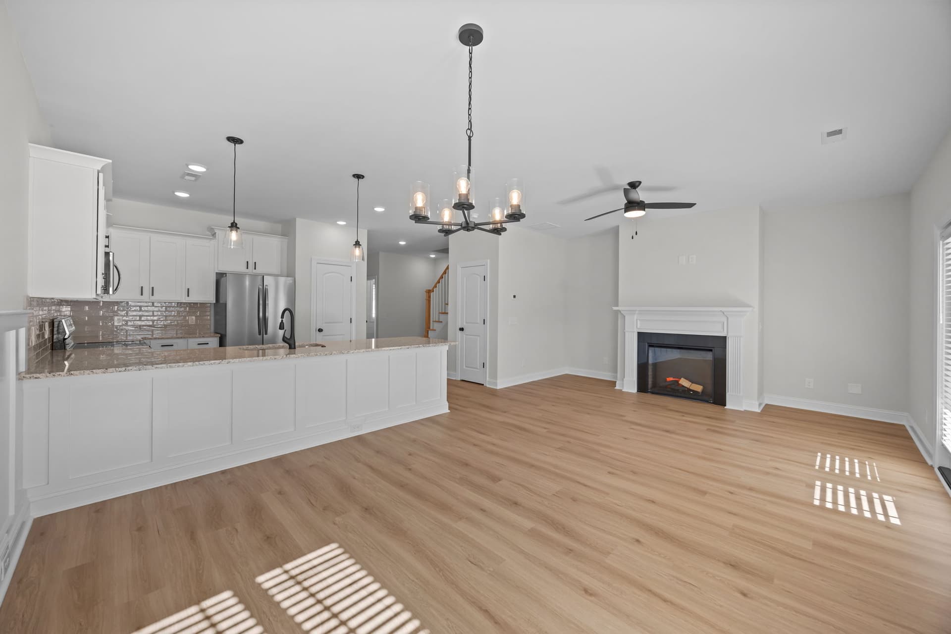 4301 B Laurel Ridge Drive interior 9