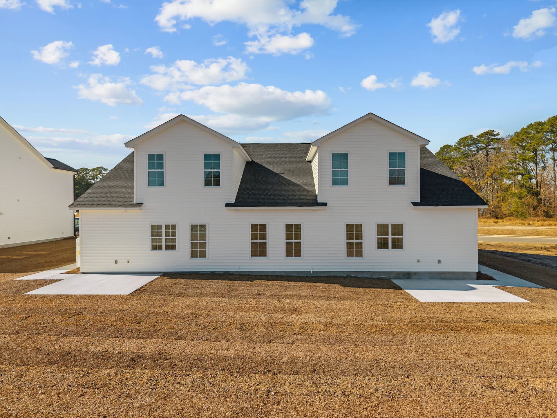 105 A Lady O Drive interior 1