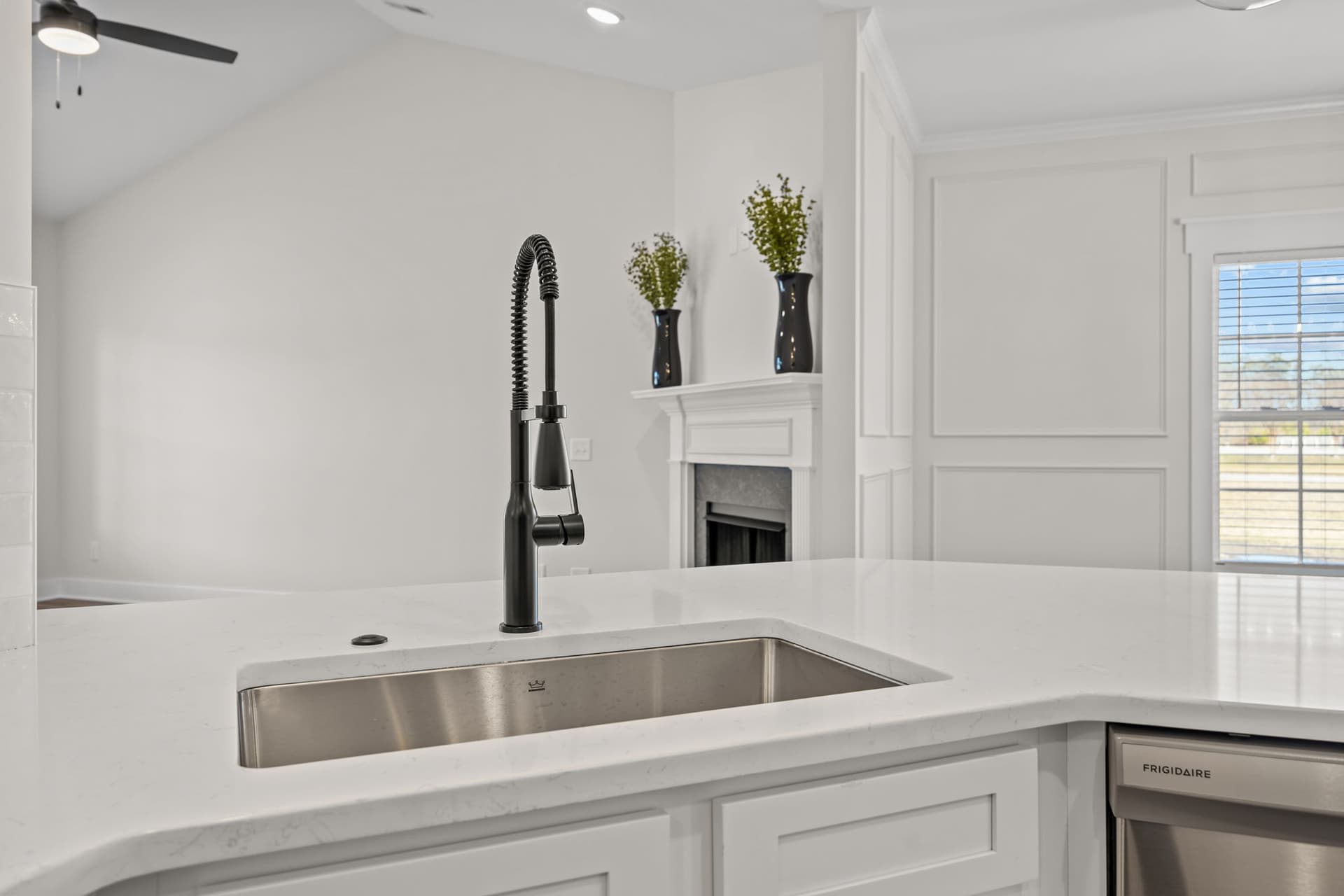 105 A Lady O Drive interior 9