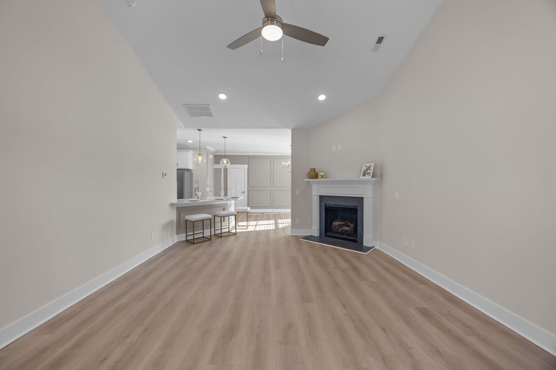 105 B Lady O Drive interior 2