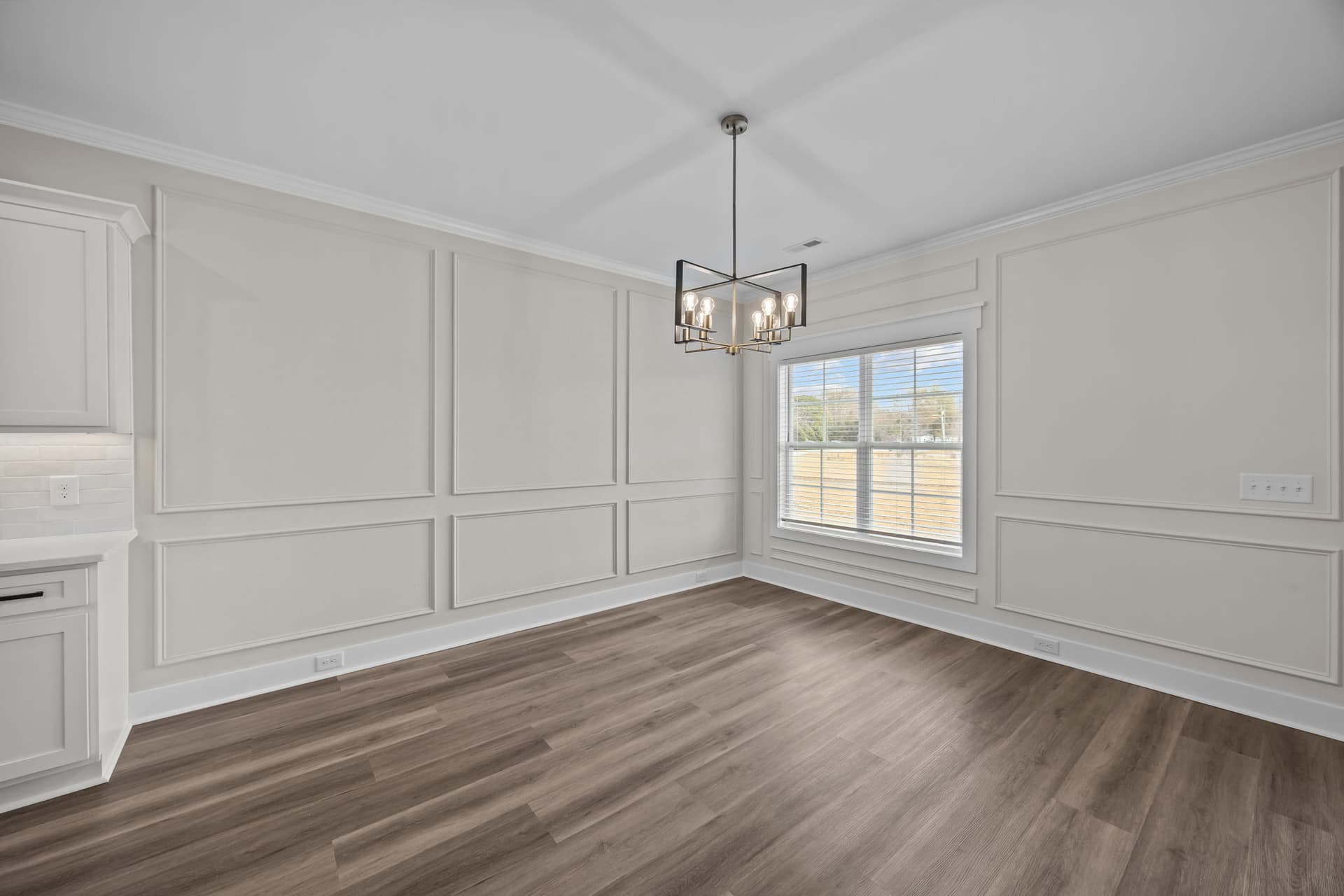 109 A Lady O Drive interior 8