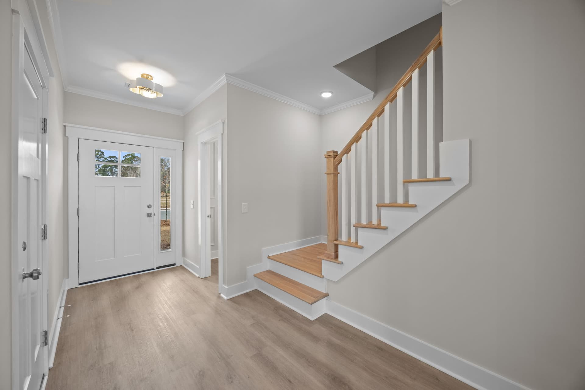 109 B Lady O Drive interior 3