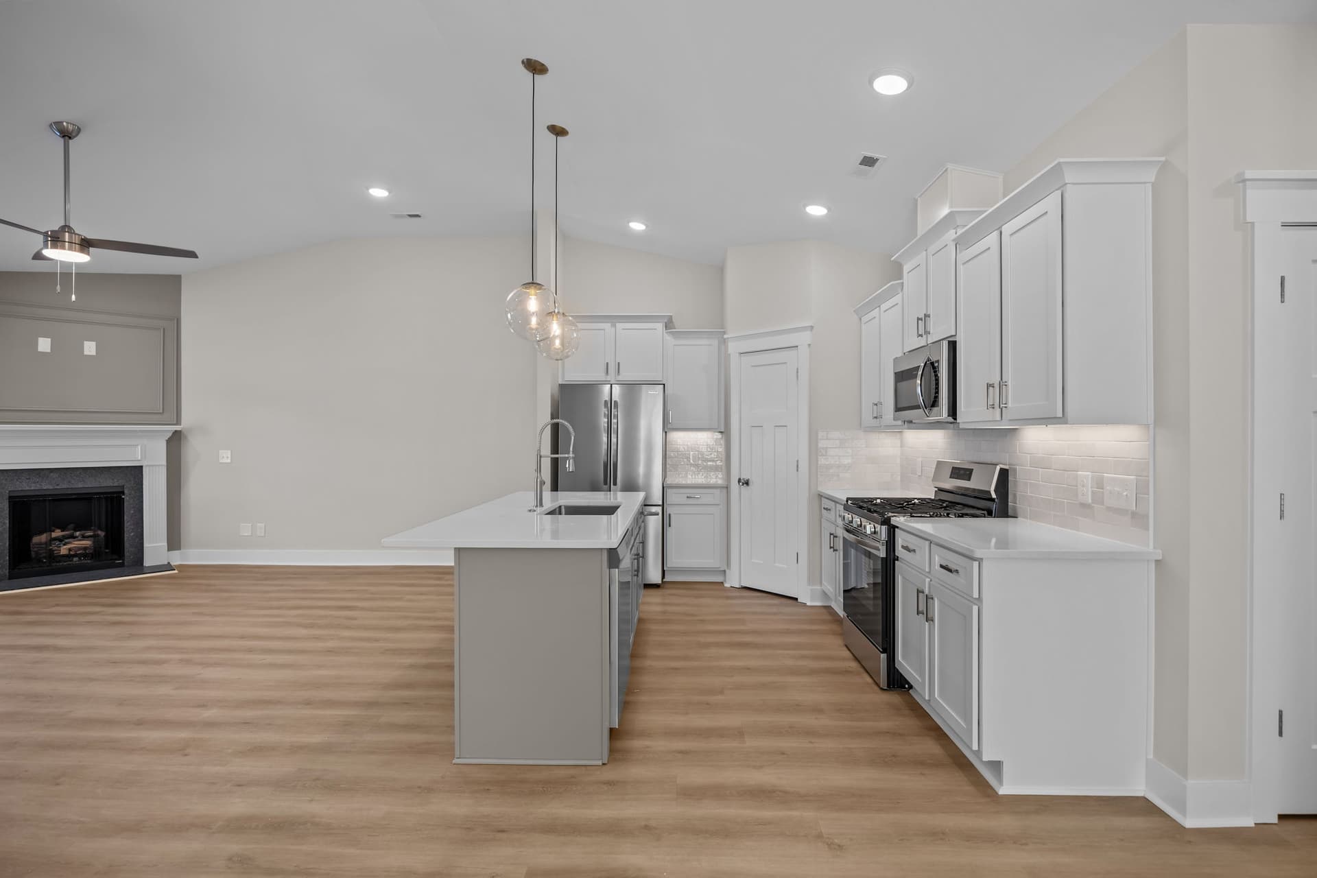 117 B Lady O Drive interior 9