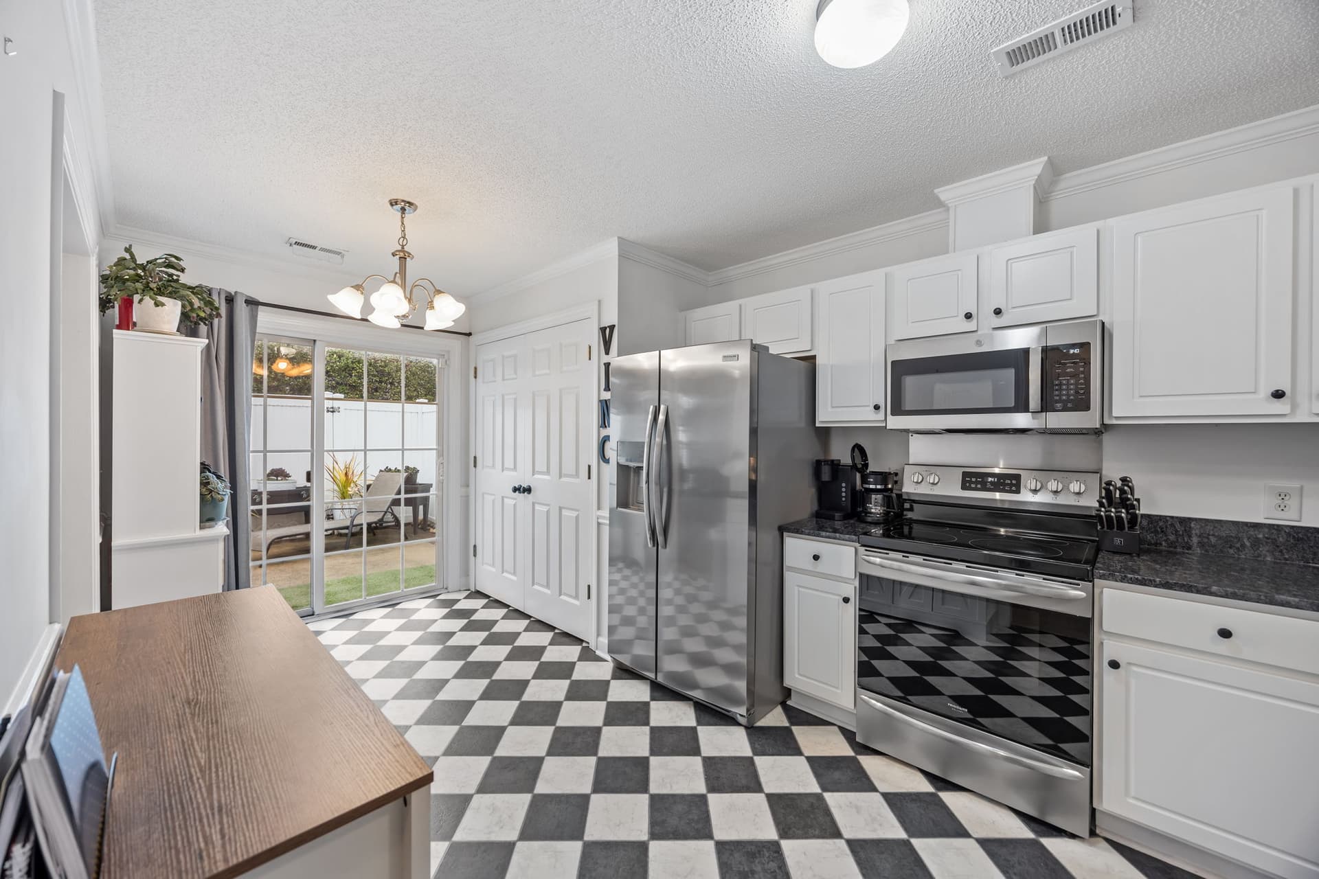 4105 A Dudleys Grant Drive interior 7