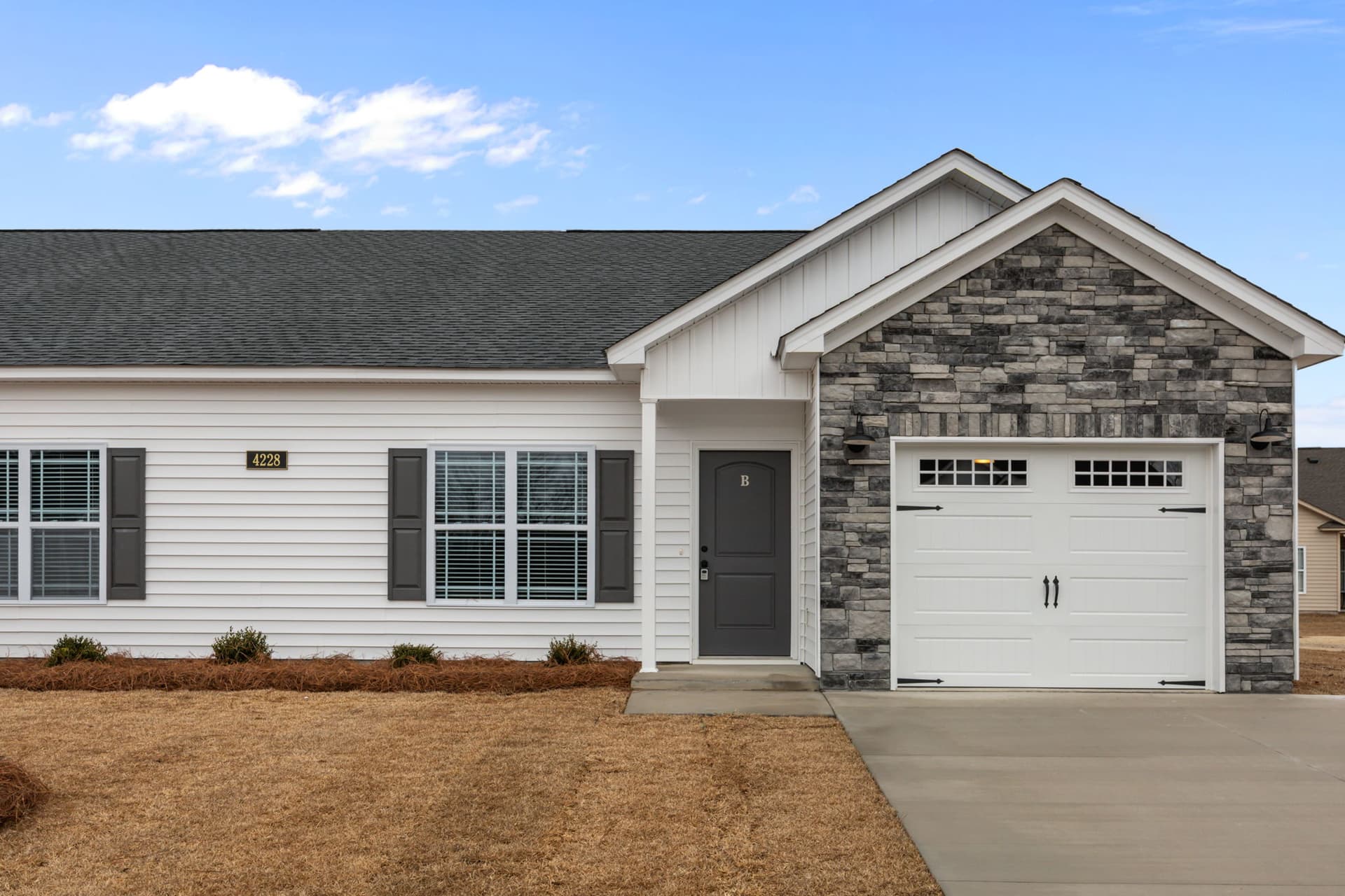 4228 B Laurel Ridge Drive exterior