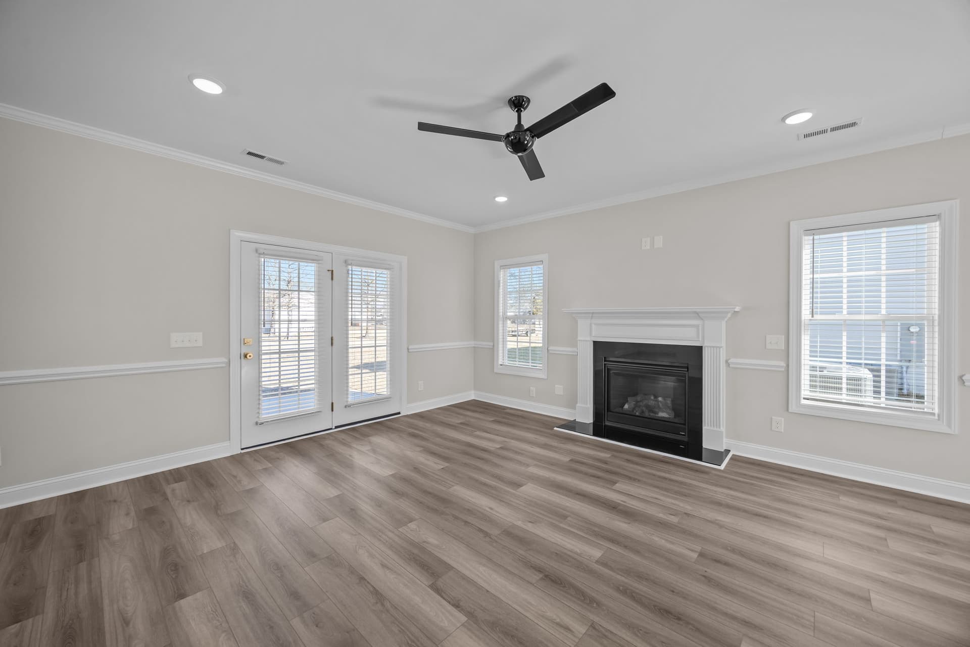 2364 Great Laurel Court interior 4