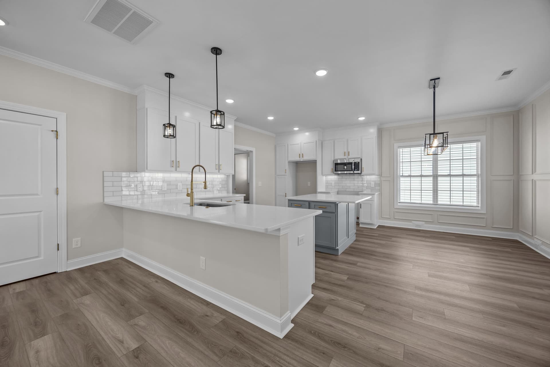 2364 Great Laurel Court interior 5